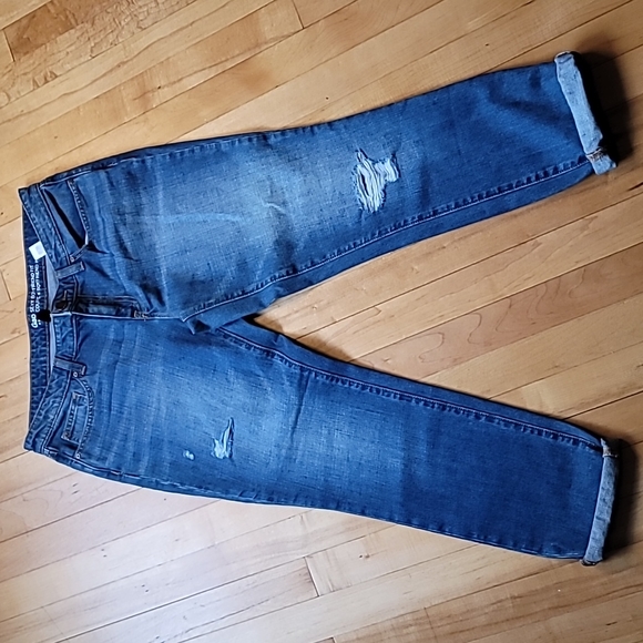 GAP Denim - GAP 1969 Sexy Boyfriend Fit Distressed Jeans In Size 8/29